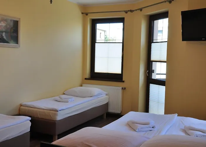 Ewa Quarto em Acomodações Particulares *